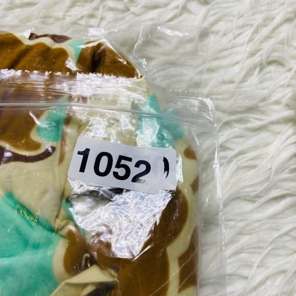 Sneaker Con Official Merch Mens Camo Graphic Logo Short Sleeve TShirt Size Small - Picture 9 of 10